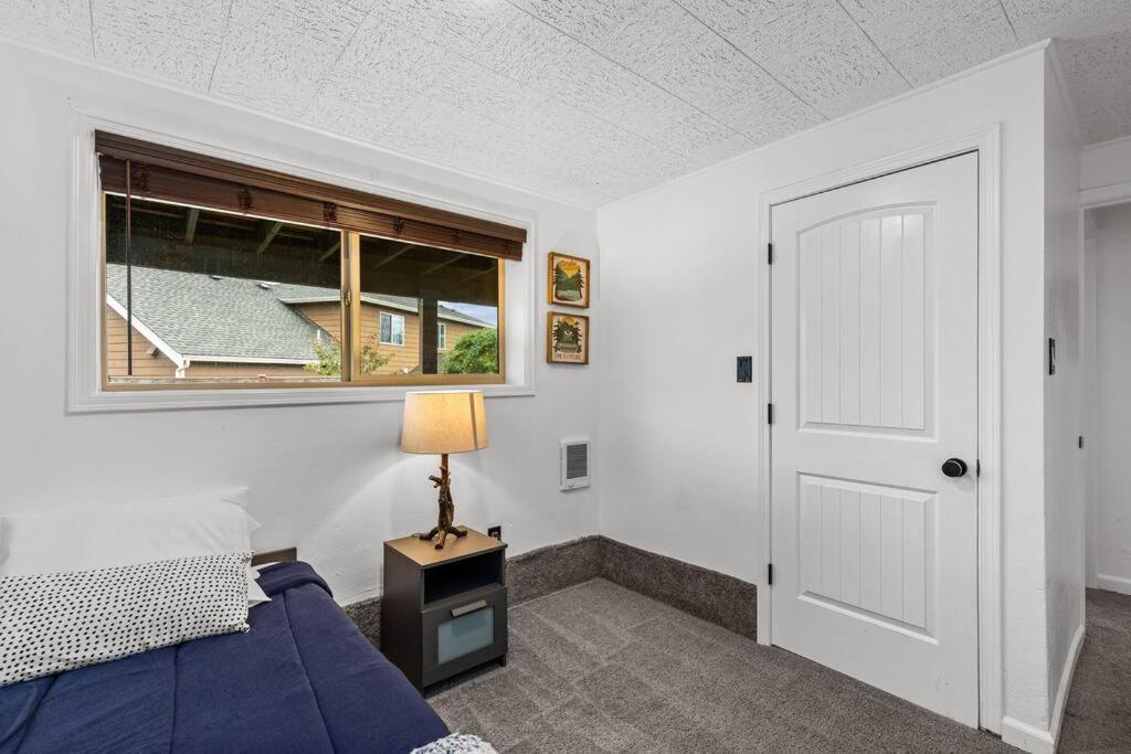 오번 Pacific Nw Gem W/Hot-Tub 15 Minutes Airport. 아파트 외부 사진